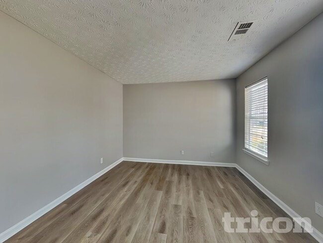 5730 Wellborn Creek Dr, Unit 3R in Lithonia, GA - Building Photo - Building Photo