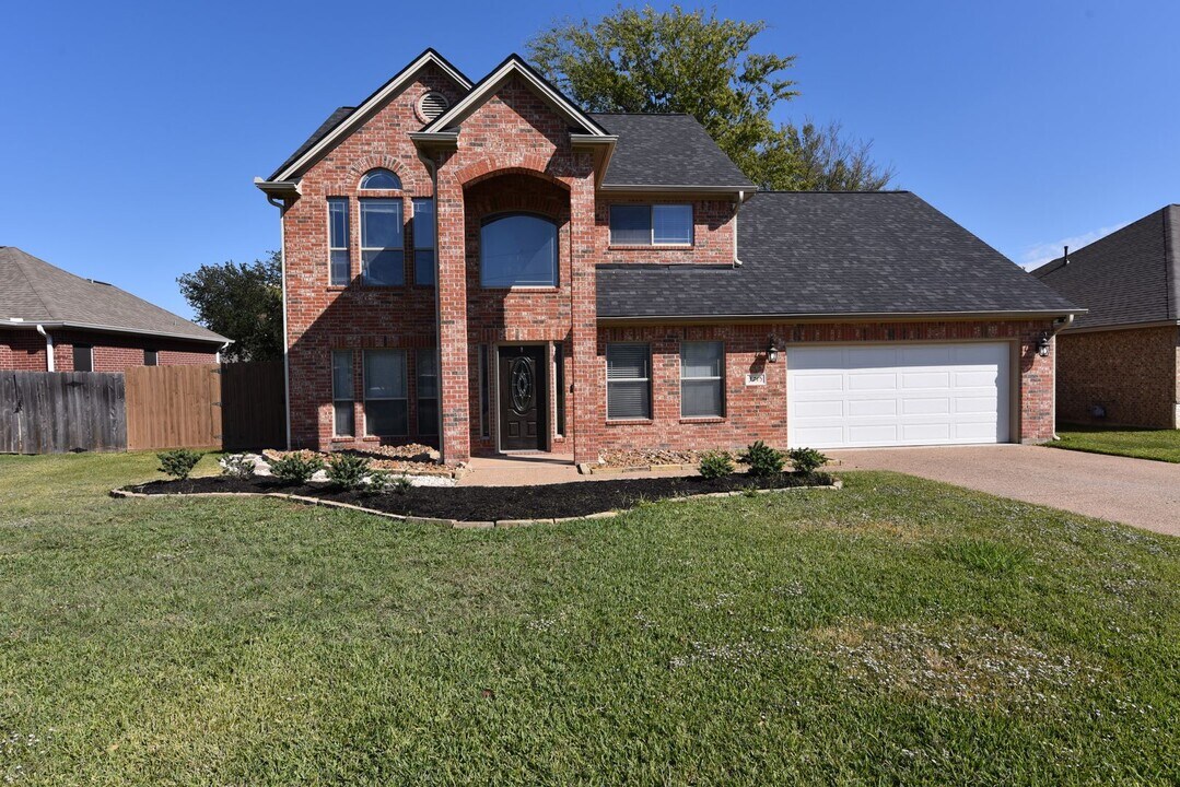 3715 Bridle Ct in College Station, TX - Building Photo