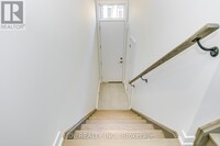 1328 Kaniv St in Oakville, ON - Building Photo - Building Photo