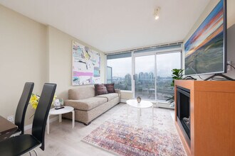 58 Keefer Pl in Vancouver, BC - Building Photo - Building Photo