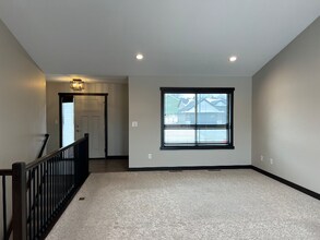 622 15th Ave NE in Byron, MN - Foto de edificio - Building Photo