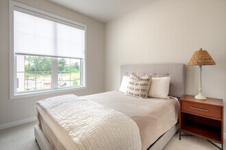 1770 Violet Ridge Pl in McLean, VA - Building Photo - Building Photo