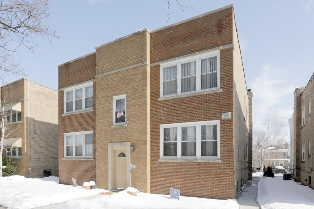 6233-6235 N Kedzie Ave in Chicago, IL - Building Photo