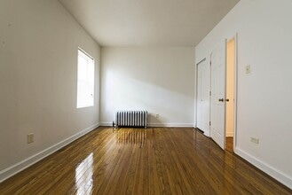 7109-15 S Ridgeland Ave 1736-44 E 71st Pl Chicago, IL 60649 in Chicago, IL - Foto de edificio - Building Photo