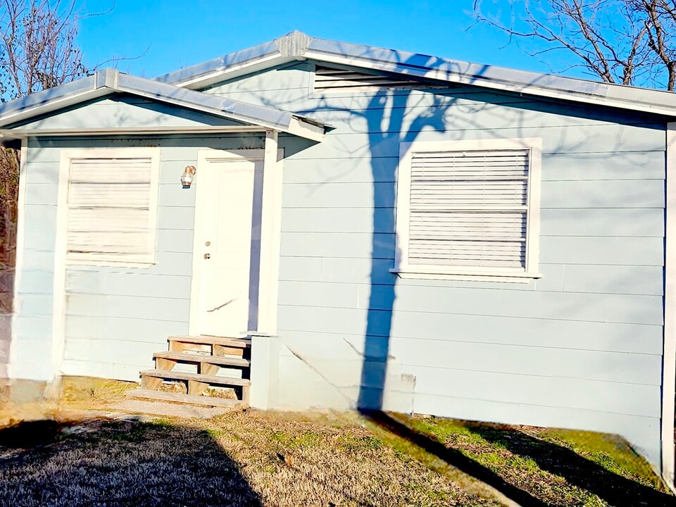 118 Totem Pole Dr in Mabank, TX - Foto de edificio