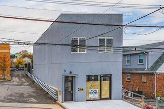 556 Bay St in Staten Island, NY - Building Photo - Building Photo