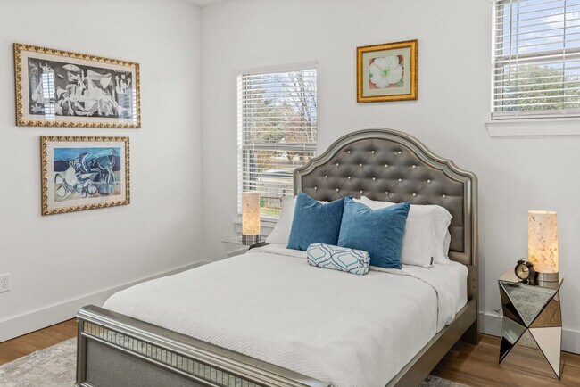 2612 SW Livingston Square in Bentonville, AR - Building Photo - Building Photo