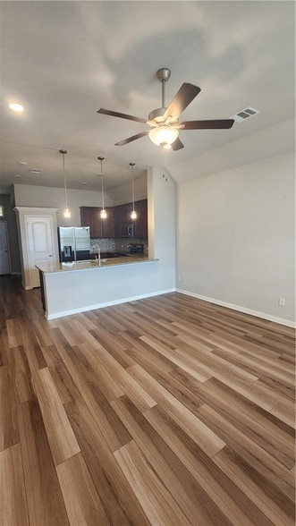 2006 Theresa Dr in Bryan, TX - Building Photo - Building Photo