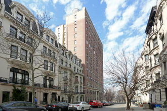 325 Riverside Dr in New York, NY - Foto de edificio - Building Photo