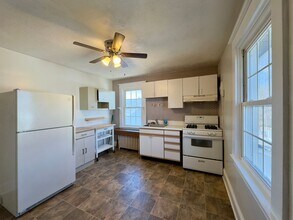 4502 Ridge Ave in Halethorpe, MD - Building Photo - Building Photo