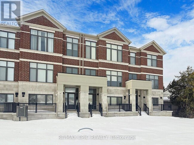 21 Onigam Ln in Richmond Hill, ON - Building Photo - Building Photo