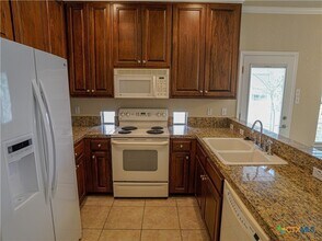 1651 Hanz Dr in New Braunfels, TX - Building Photo - Building Photo