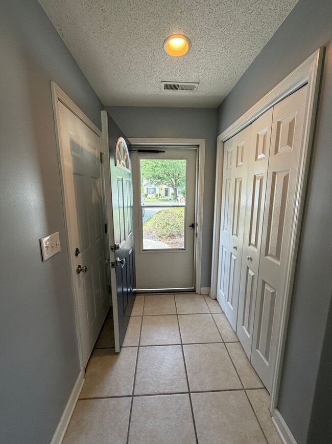 222 Tobiano Dr in New Bern, NC - Building Photo - Building Photo