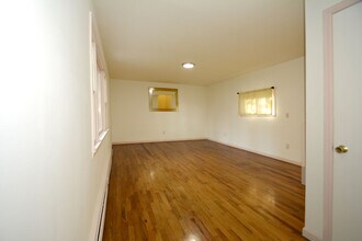 318 Harrington Ave in Closter, NJ - Building Photo - Building Photo