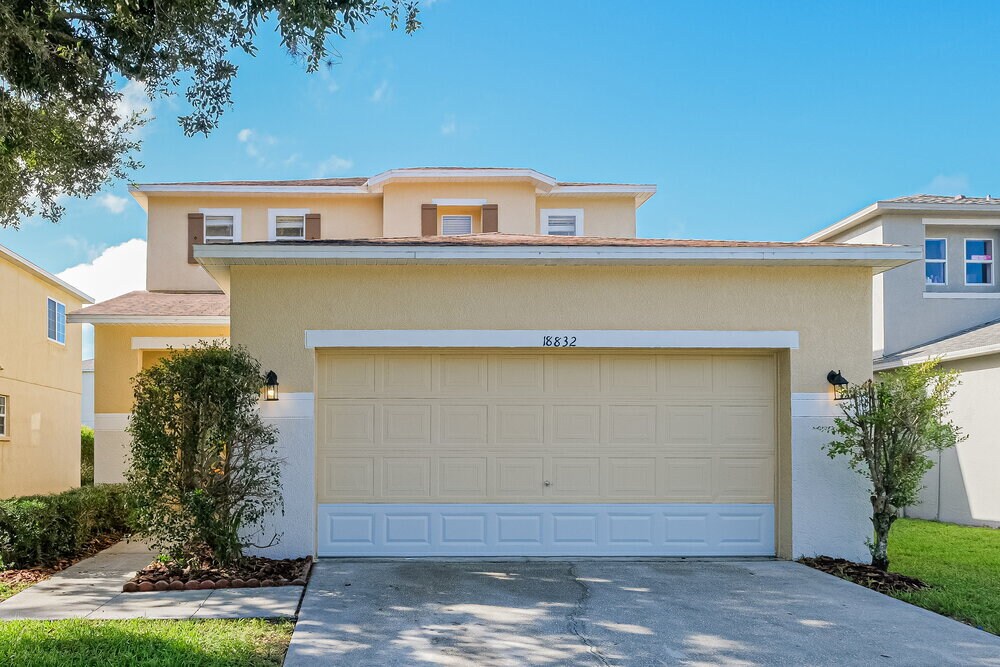 18832 Sunterra Dr in Land O Lakes, FL - Building Photo