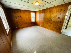 335 Hemlock Dr in Carnot-Moon, PA - Building Photo - Building Photo