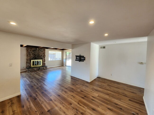 8165 Lake Andrita Ave in San Diego, CA - Building Photo - Building Photo