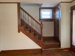 147 W Hudson Ave in Dayton, OH - Building Photo - Building Photo