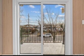 249-17 147th Rd in Queens, NY - Building Photo - Building Photo