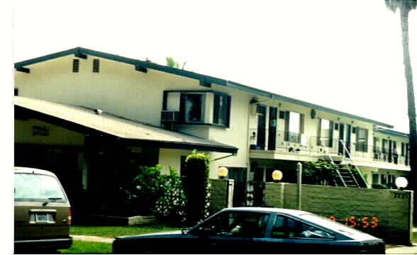 The Crescent Apartments in Whittier, CA - Foto de edificio