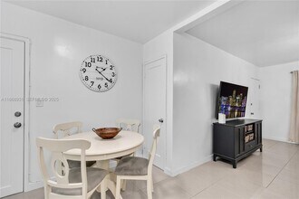 3 Navarre Ave-Unit -1 in Coral Gables, FL - Building Photo - Building Photo