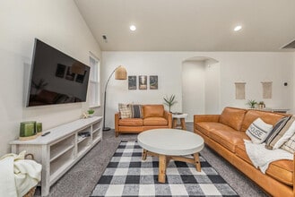 2213 E Elm Grove Dr, Unit SI ID1250652P in Nampa, ID - Foto de edificio - Building Photo