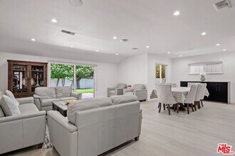 12849 Tiara St in Los Angeles, CA - Building Photo - Building Photo