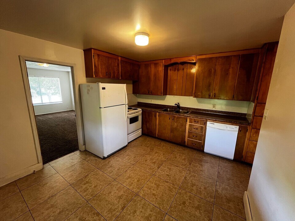 568-574 E 200 S in Kaysville, UT - Building Photo