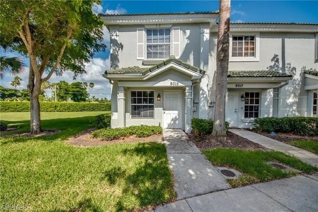 8015 Casa Palermo Cir in Ft. Myers, FL - Building Photo - Building Photo