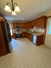220 Lafayette St, Unit #1 in Ogdensburg, NY - Building Photo - Building Photo