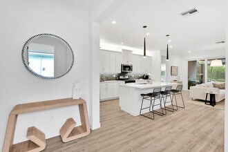 10219 SW Corvus Ln in Port St. Lucie, FL - Building Photo - Building Photo