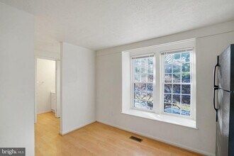 6515 Field Master Dr in Springfield, VA - Building Photo - Building Photo