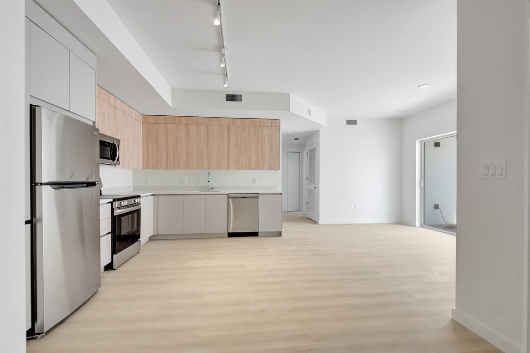 1211 17th Ave N, Unit C in Lake Worth Beach, FL - Building Photo