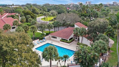 101 Sea Oats Dr in Juno Beach, FL - Building Photo - Building Photo