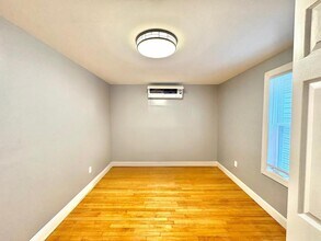 11 Boothby St in Augusta, ME - Building Photo - Building Photo
