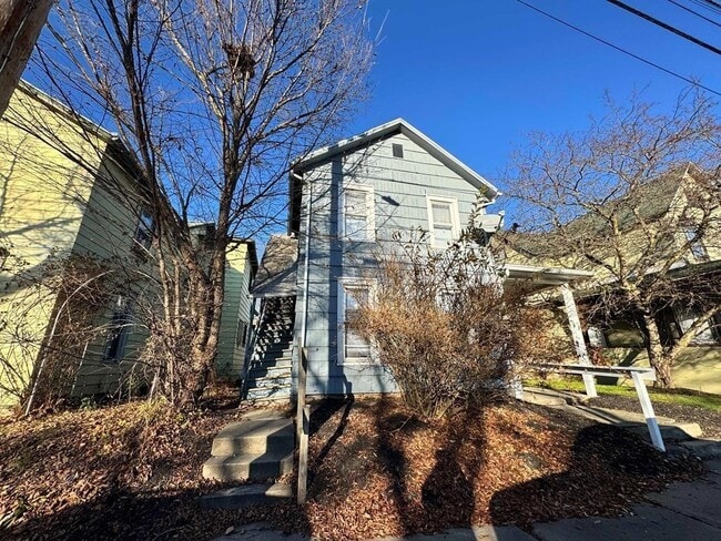 property at 339 E Market St Ext
