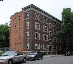 31-35 Oswego St Apartments