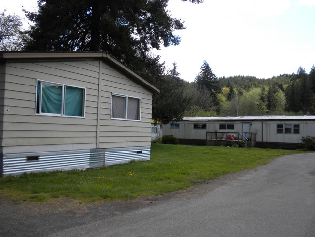 Hanaford MHP in Centralia, WA - Foto de edificio - Building Photo