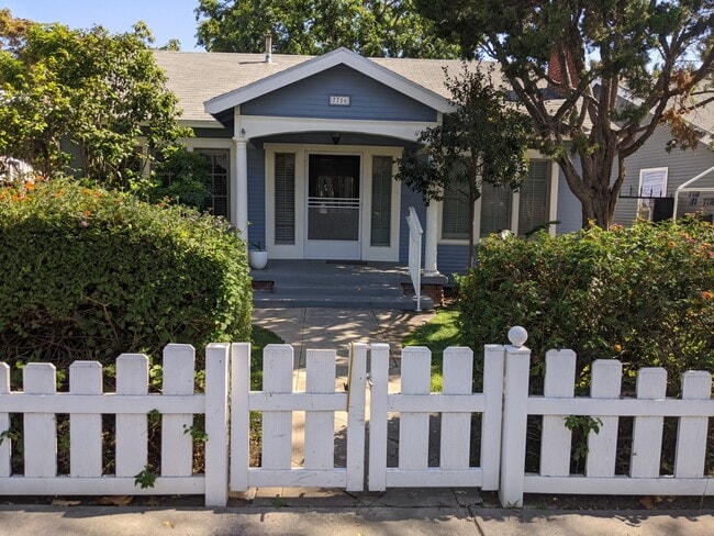 property at 7716 Lexington Ave