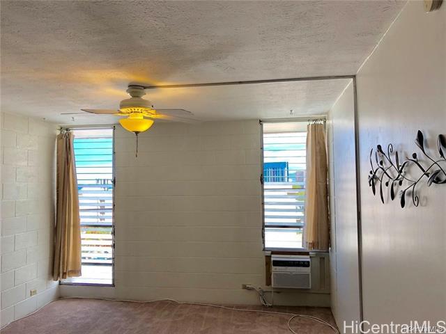 property at 1440 Ward Ave
