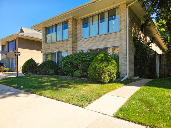 property at 1111 N Harlem Ave