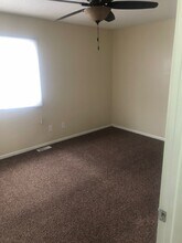 916 Titus Ave in Des Moines, IA - Building Photo - Building Photo