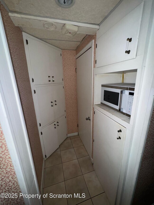 908 Richmont St in Scranton, PA - Building Photo - Building Photo