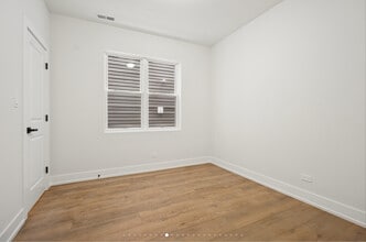 628 N Long Ave in Chicago, IL - Building Photo - Building Photo