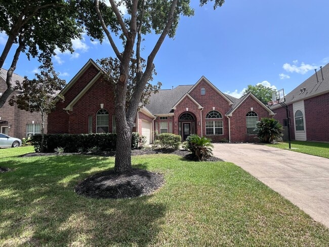property at 5219 Emerald Trace Ct