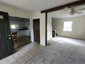 1314 Blakeley Rd in East Aurora, NY - Building Photo - Building Photo