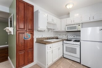 1927 P St in Sacramento, CA - Building Photo - Building Photo
