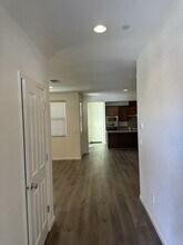 1086 S Walcott Ave in Tracy, CA - Foto de edificio - Building Photo