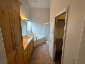 1076 N 2130 W St in Saint George, UT - Building Photo - Building Photo