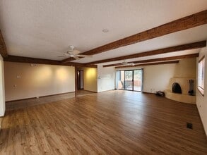 246 Loma Entrada in Santa Fe, NM - Foto de edificio - Building Photo